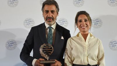 Juan del Val, ganador del Premio Planeta 2025 con 'Vera, una historia de amor'