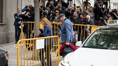 El juez también mantiene en libertad a Koldo García tras negarse a declarar