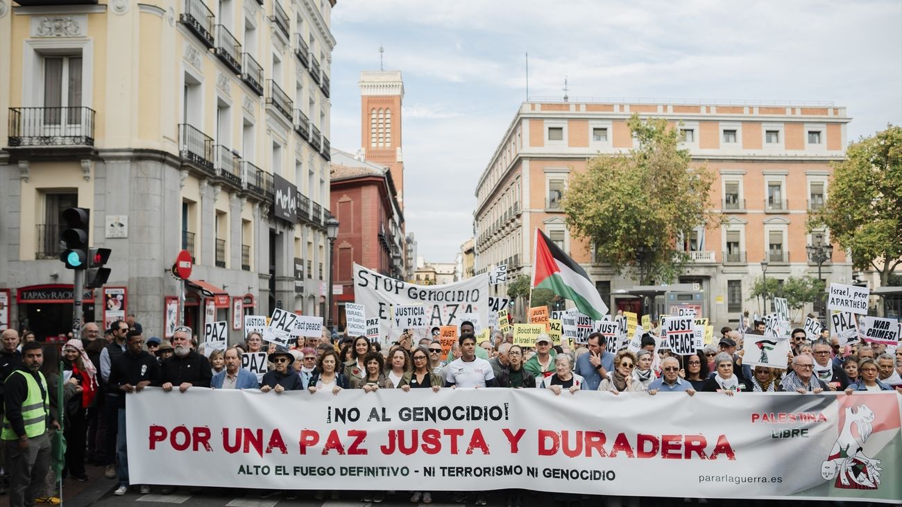 Unas 2.500 personas se movilizan en Madrid por una paz justa en Palestina