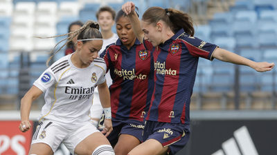 Real Madrid golea al Levante, Madrid CFF gana y Atlético empata