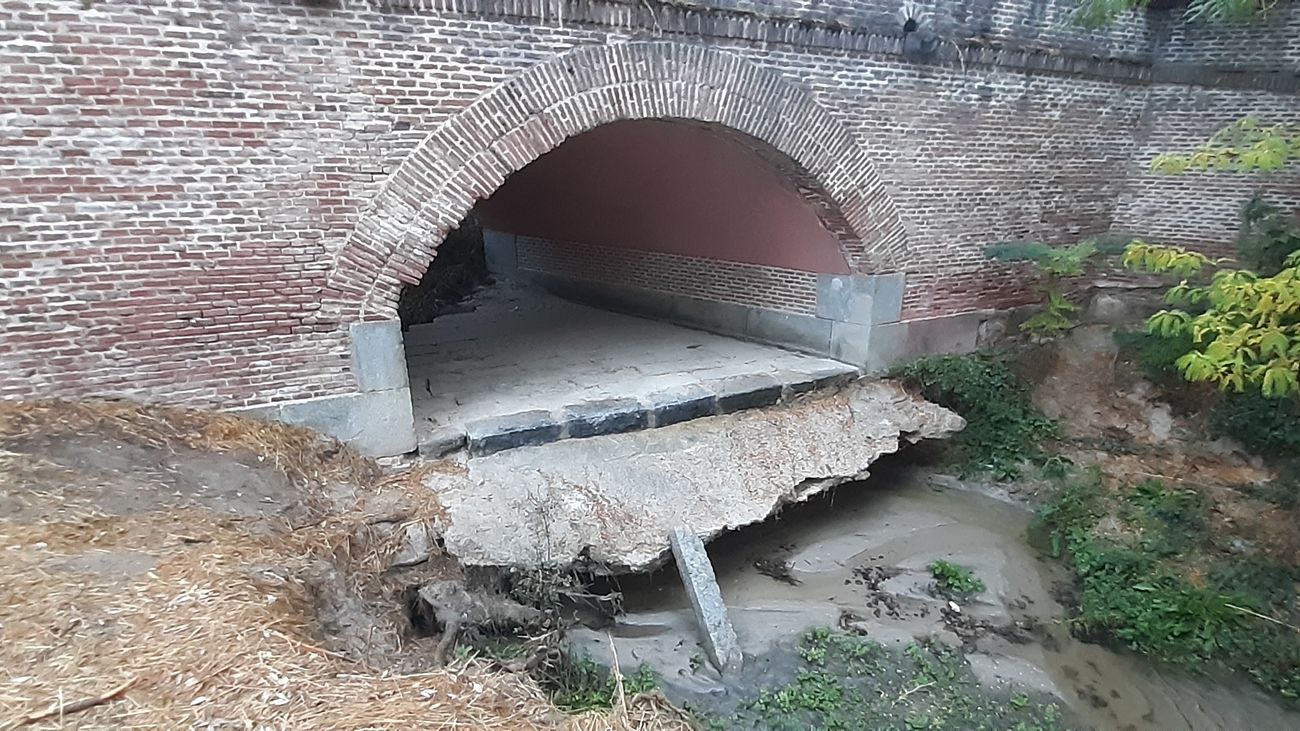 Estado del puente de la Garrapata, en la Casa de Campo