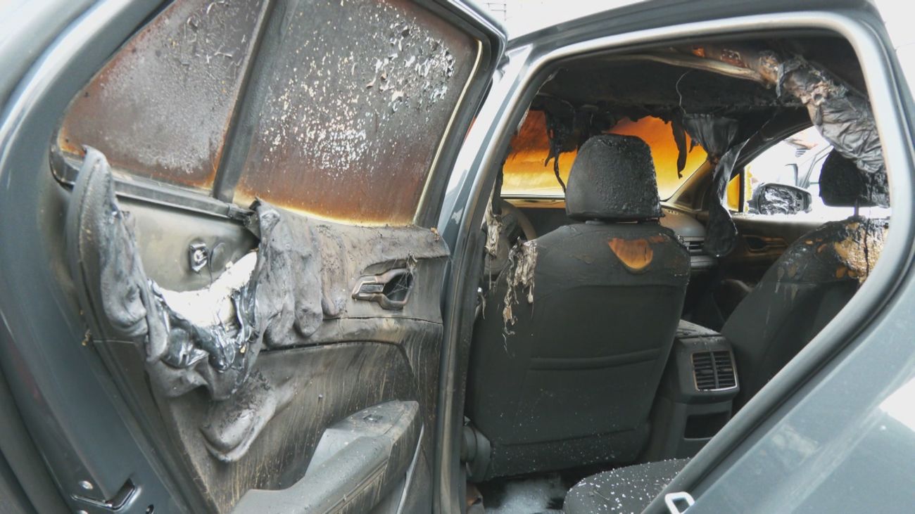 Incendios en vehículos siembran la alarma en Fuenlabrada ante la sospecha de un posible pirómano