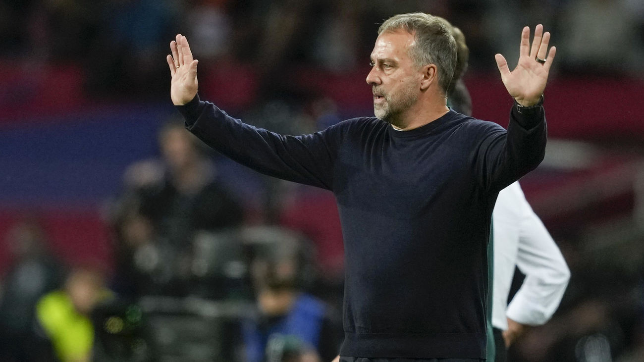 Flick, un partido de sanción, se perderá el clásico