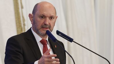 Louzán: "No sería explicable que la final del Mundial 2030 no fuera en España"