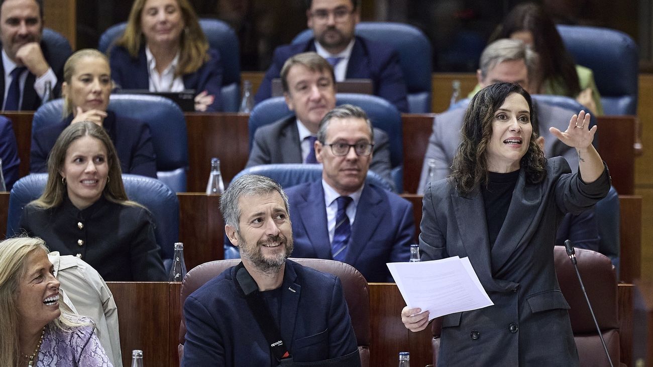 Ayuso carga en la Asamblea de Madrid contra el PSOE por buscar "retrotraer a trincheras"