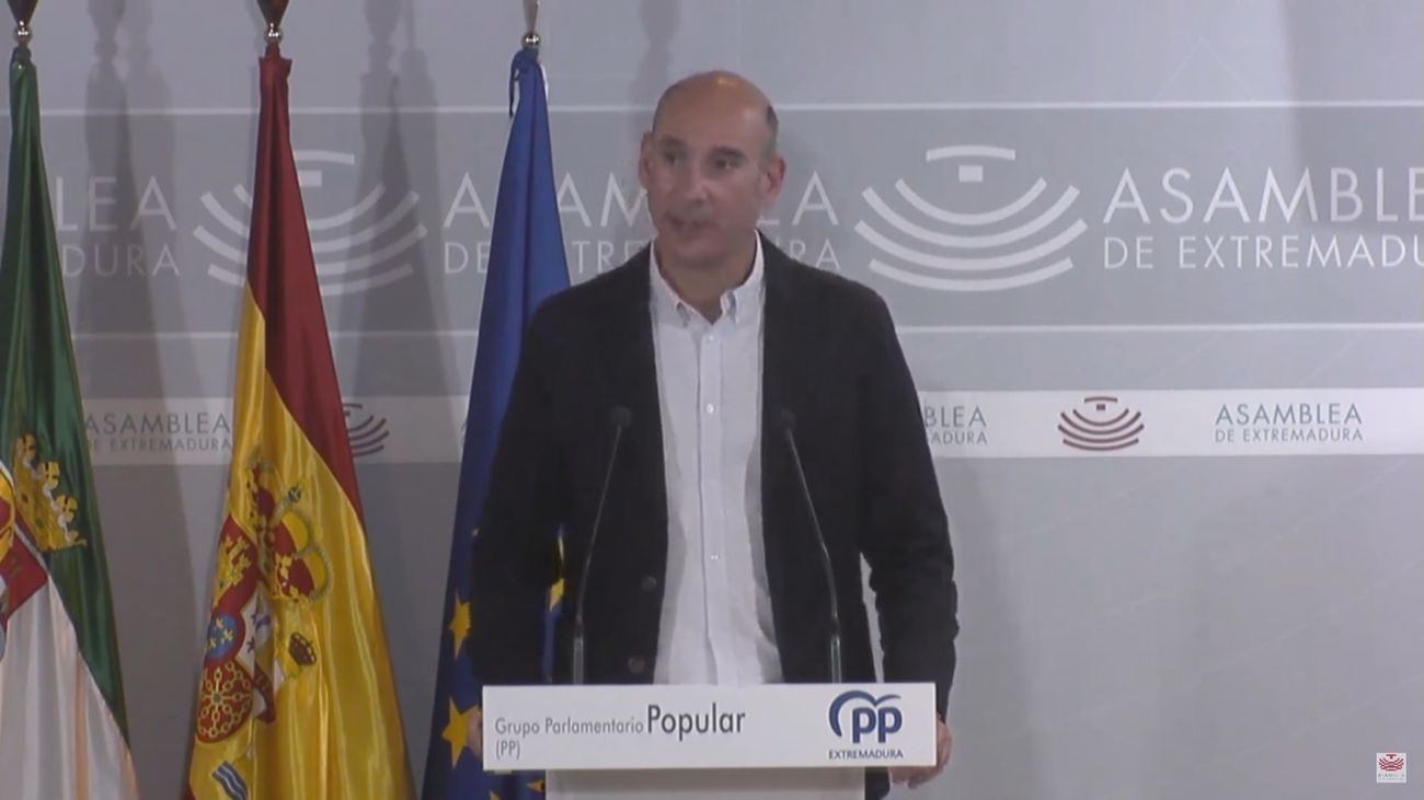 El PP dice que Extremadura tendrá estabilidad "a través de los Presupuestos o dándoles la voz a los extremeños"