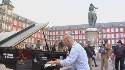 Diez pianos de cola invaden el centro de Madrid