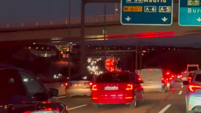 Colisión múltiple en la M-40, a la altura de de Sanchinarro, con cinco vehículos implicados