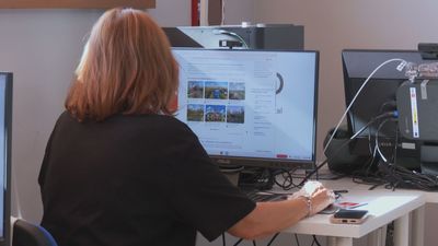 Talleres digitales para mayores: la Comunidad de Madrid impulsa la formación tecnológica para romper la brecha digital