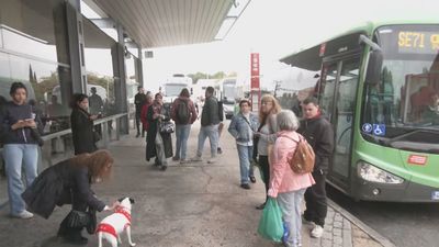 Mañanas complicadas en Cercanías desde el descarrilamiento: "No sabemos ni a dónde vamos"