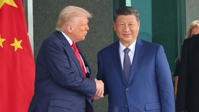 China pide a Trump cooperación a largo plazo y dice que no busca "desafiar a nadie"