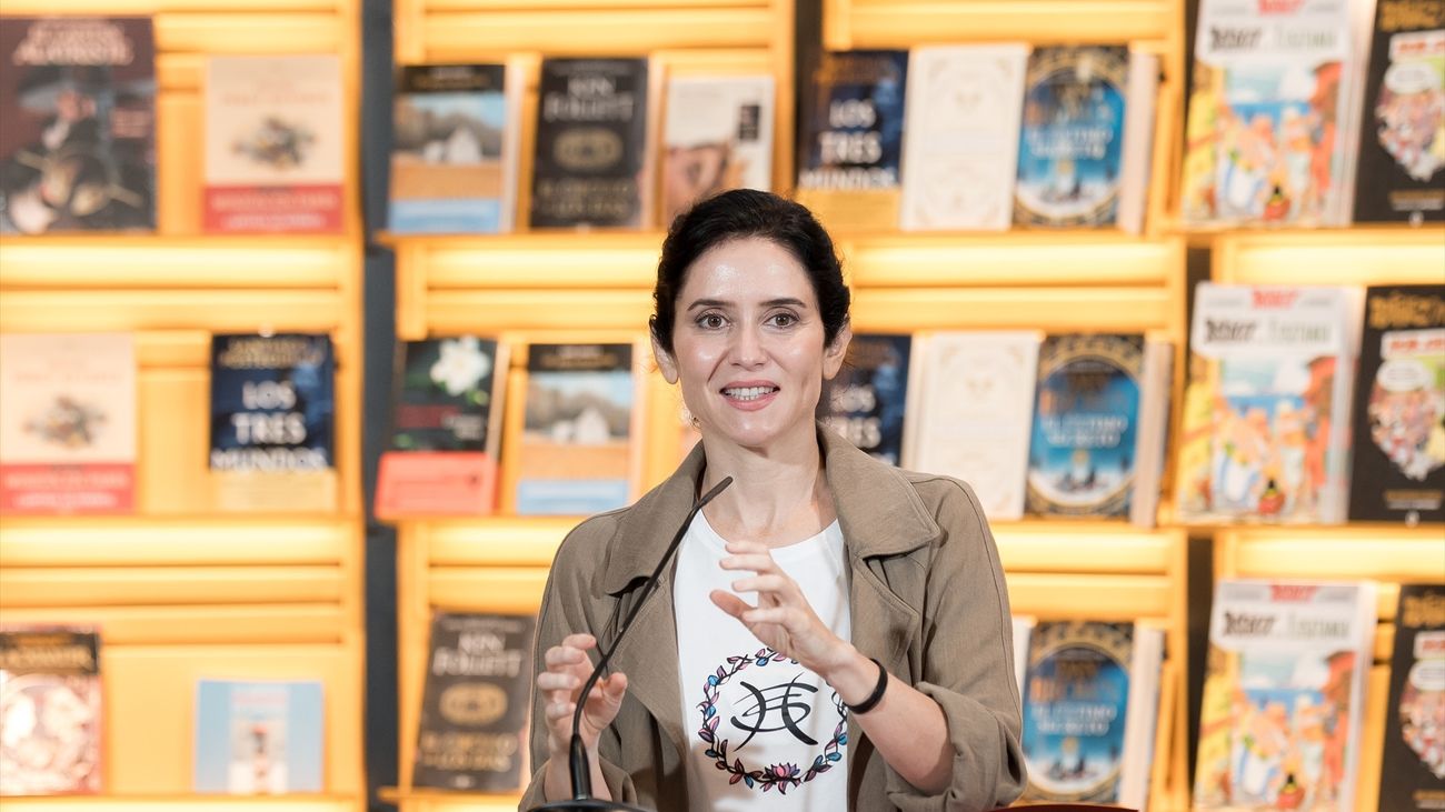 Ayuso defiende una "cultura en libertad y sin tutelas"