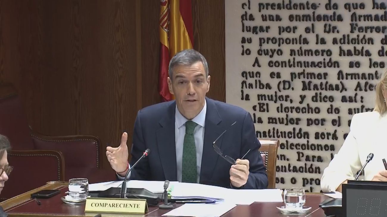 Sánchez escapa del Senado escudándose en el "no me consta"