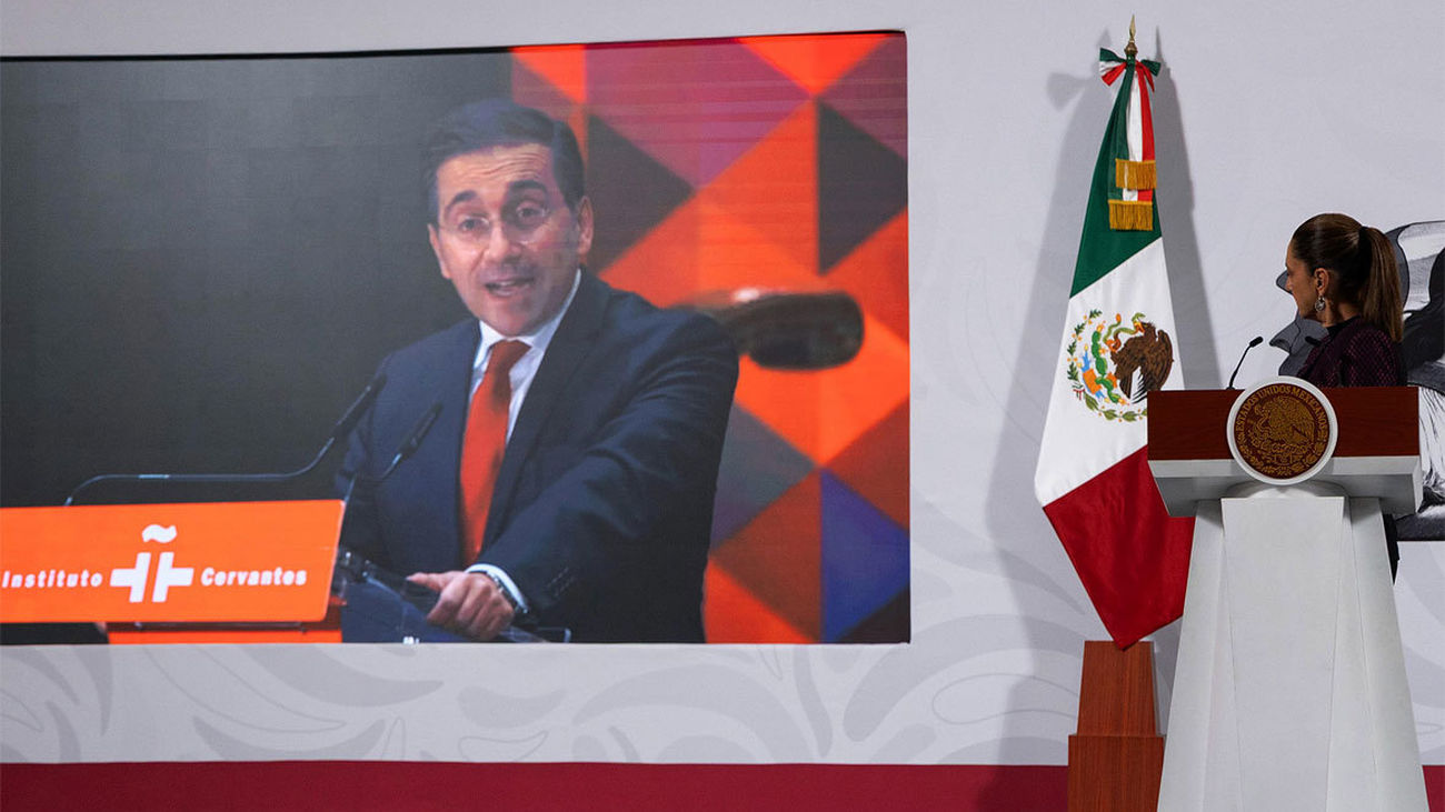 Albares reconoce el "dolor e injusticia" con los pueblos indígenas de México
