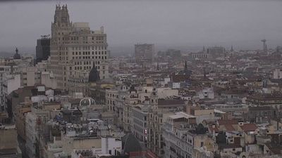 Viernes nuboso con posibles lluvias y máximas en descenso en la Sierra