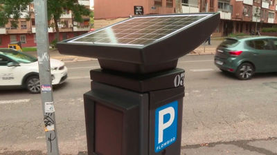 Los parquímetros de la zona SER llegan al barrio de Zofío en Usera