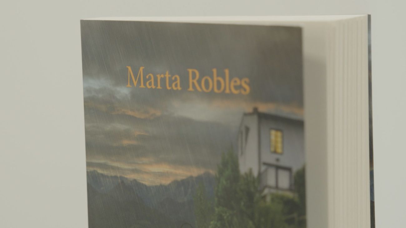 Marta Robles regresa con 'Amada Carlota', una historia entre el pasado y el presente