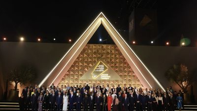 Felipe VI asiste a la inauguración del Gran Museo Egipcio, la mayor colección faraónica del mundo