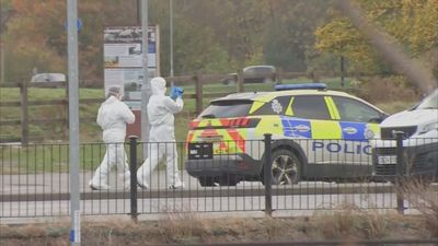 Acusan a un británico del intento de asesinato de 10 personas a puñaladas en un tren