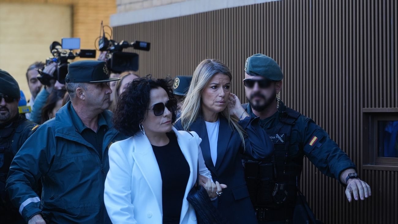 La periodista Maribel Vilaplana a su llegada a los Juzgados de Catarroja,