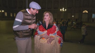 Así celebra Madrid los 175 años del primer chotis bailado en Madrid en La Plaza Oriente