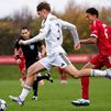 0-4. El Real Madrid juvenil se exhibe en Liverpool y es líder