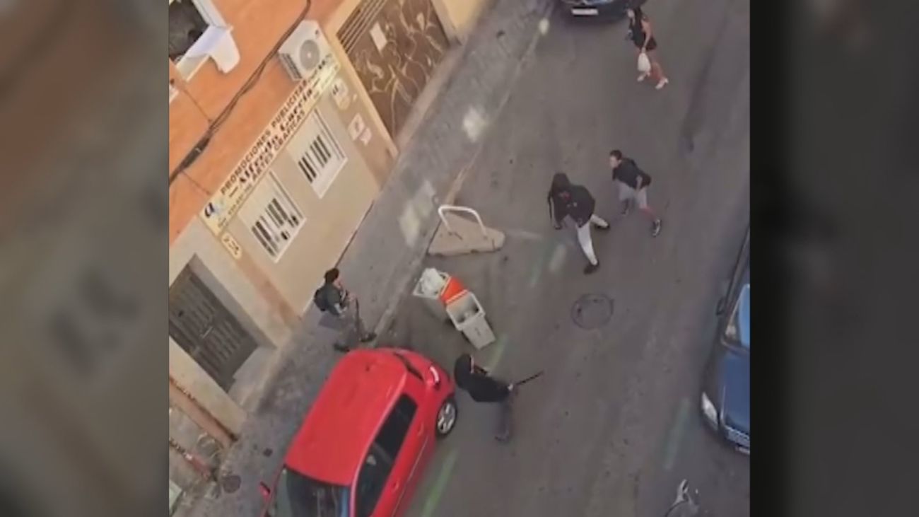 Robos, peleas entre bandas y reyertas: Usera exige soluciones urgentes