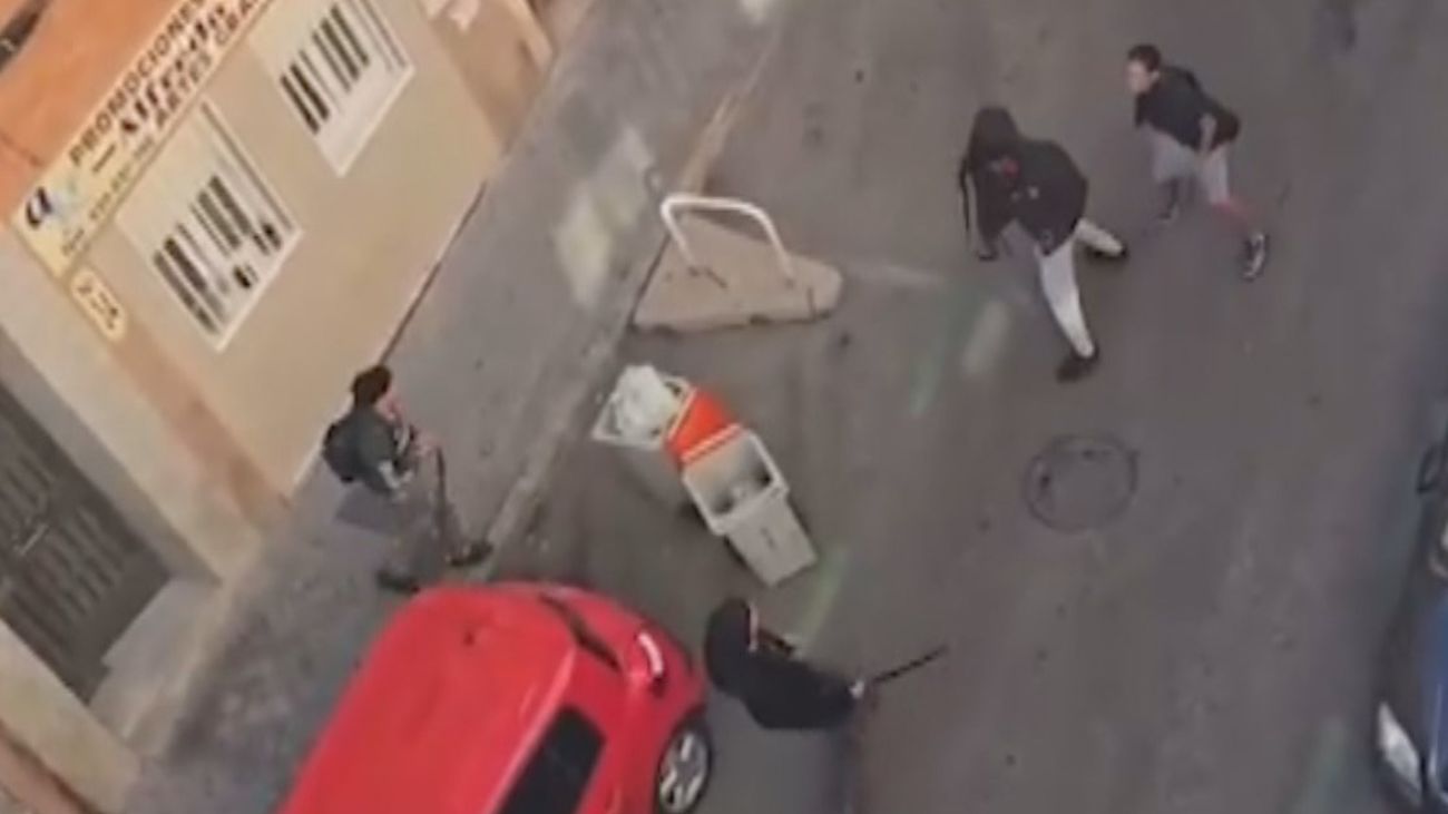 【欧浪】Usera治安亮红灯！抢劫、帮派斗殴频发，居民怒吼求援！