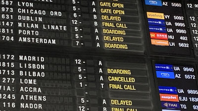 Bélgica cierra el aeropuerto de Bruselas por el sobrevuelo de drones y convoca una reunión de emergencia