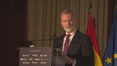 El Rey ensalza los valores del periodismo cuando se hace "con vocación"