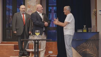 ‘La cena de los idiotas’, humor ácido y crítica social en el Teatro Muñoz Seca