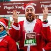 La Carrera de Papá Noel espera teñir de rojo y blanco Madrid con 10.000 participantes
