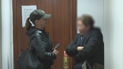 La pesadilla de Elisabeth, que perderá su piso por la deuda de su inquiokupa: "Me está comiendo la vida"