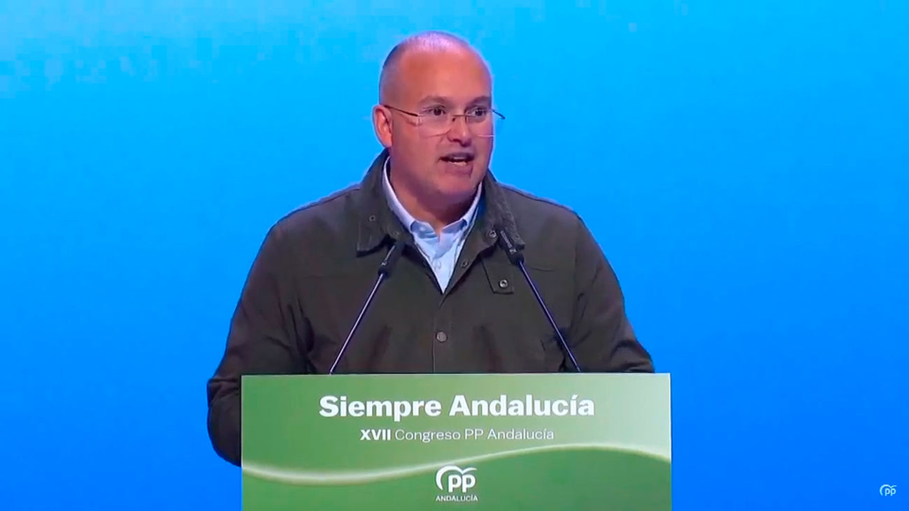 El PP muestra su fortaleza en el congreso de los populares andaluces que reelige a Moreno como presidente