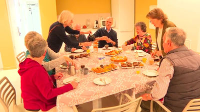 Los centros de convivencia cooperativa para mayores, la alternativa a las residencias que gana fuerza en Madrid