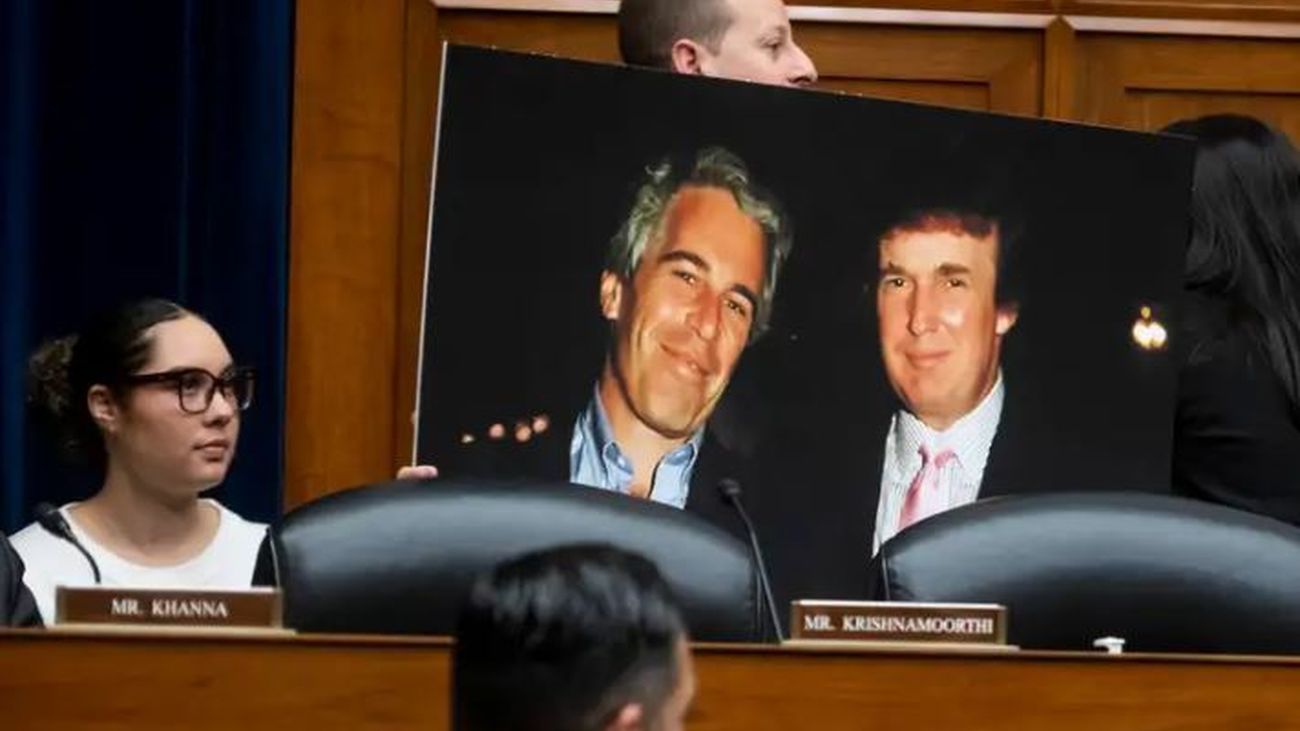 Epstein insinuó que Trump sabía de sus abusos y que "pasó horas" con una de las víctimas