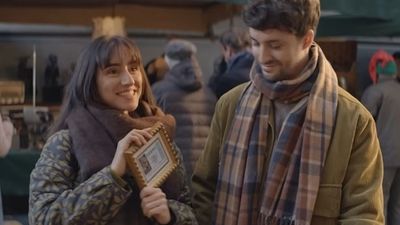 Así es el emotivo anuncio de la Lotería de Navidad 2025 rodado en El Rastro de Madrid