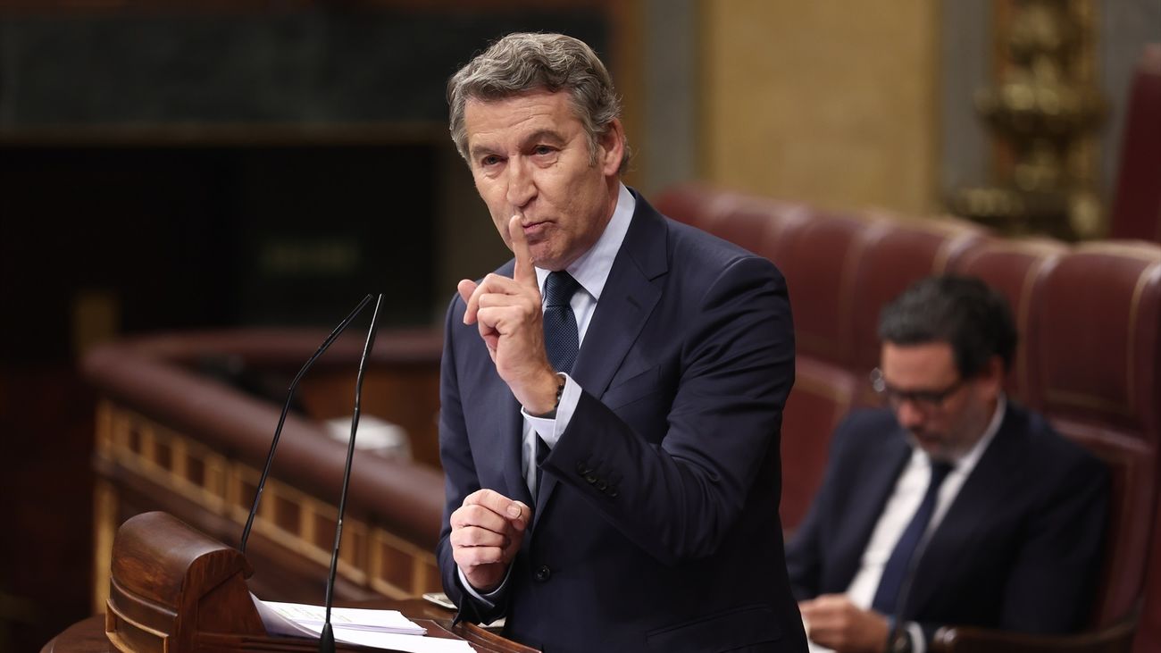 Feijóo insta a Sánchez a convocar elecciones: "Aunque se resista, su tiempo se ha acabado"