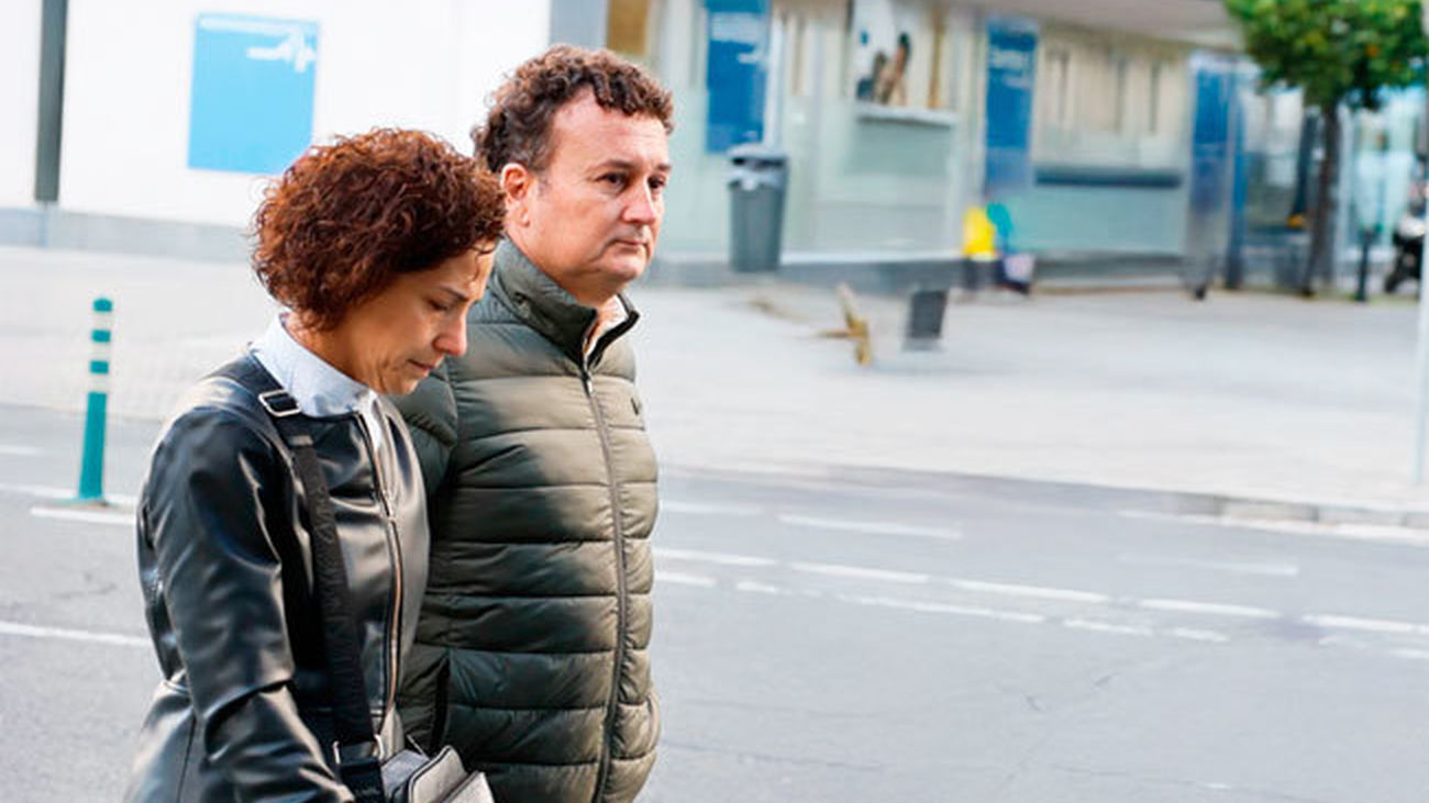 Los padres de Sandra Peña piden a la Fiscalía de Menores una sanción "contundente y ejemplarizante" al colegio