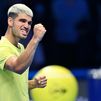 Alcaraz gana a Musetti y asegura el número 1 y las semifinales de ATP Final