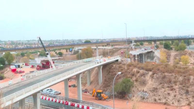 Corte de tráfico en la M-40 a la altura de Sanchinarro por las obras de sustitución de un paso superior