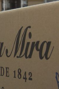 Madrid se rinde al turrón: la tradición artesanal de Casa Mira endulza la Navidad