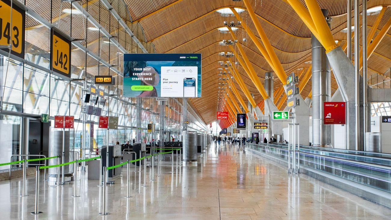 El Aeropuerto de Barajas cierra el mes de octubre con más de seis millones de pasajeros
