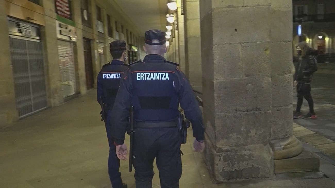 La Ertzaintza publica su primer informe con el origen de los detenidos: el 64% son extranjeros