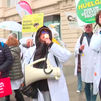 Los médicos vuelven a la calle para reclamar a Mónica García un estatuto propio que reconozca su singularidad