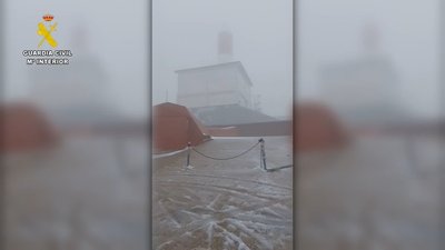 Rescatan a 20 menores y tres monitores con inicios de hipotermia en la Bola del Mundo