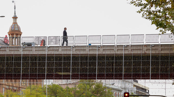 Instalación de las luces de navidad en Madrid / EUROPA PRESS