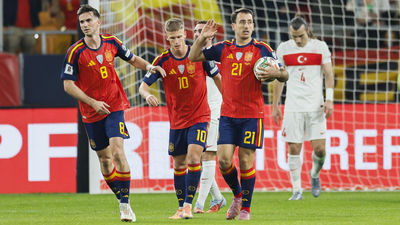 2-2. España aprovecha el trámite ante Turquía y sella el billete al Mundial