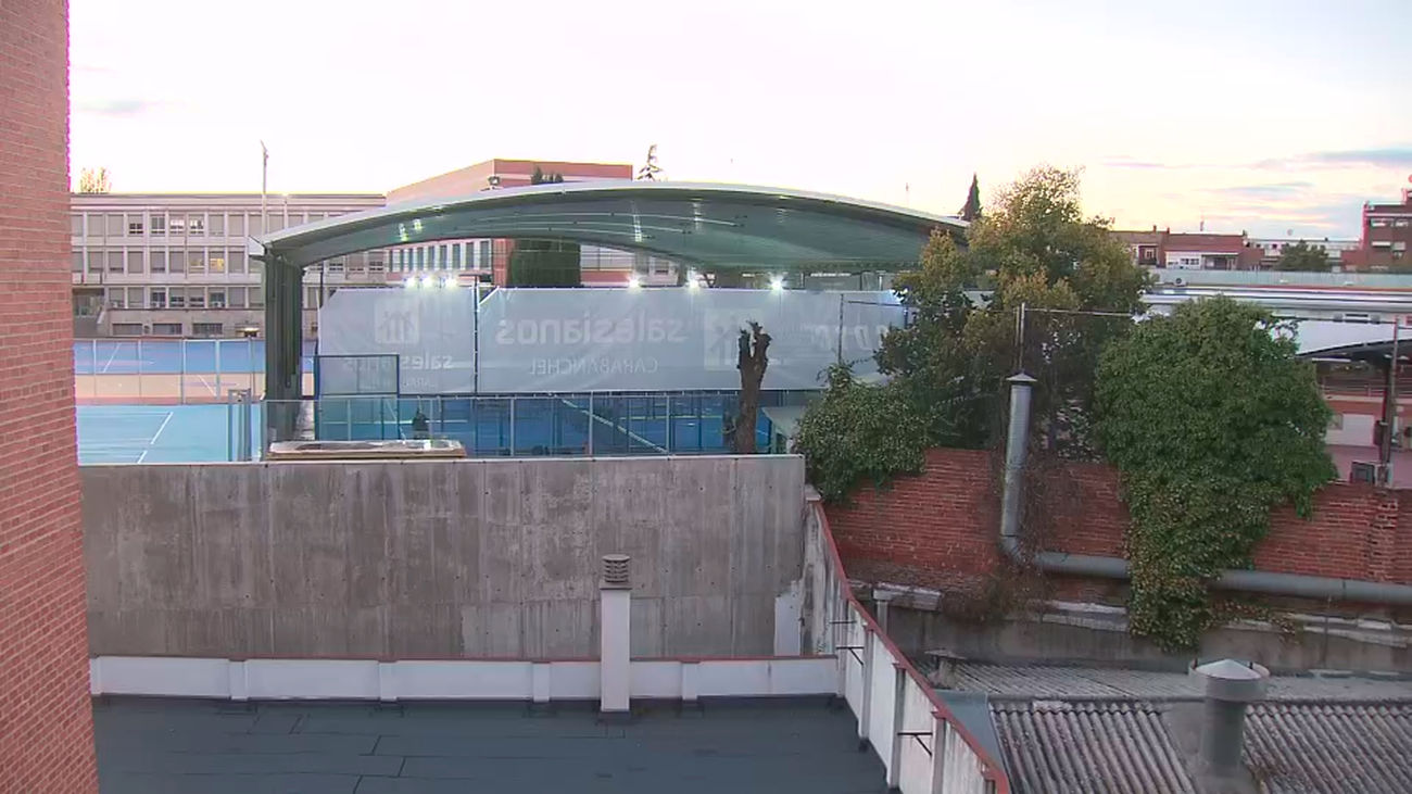 El 'insufrible' ruido del pádel pone en pie de guerra a los vecinos de Carabanchel