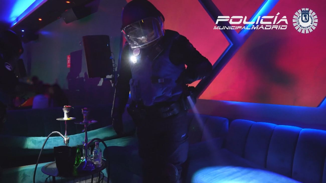 Ocho detenidos en una discoteca de Villaverde tras una redada policial por delitos contra la salud pública